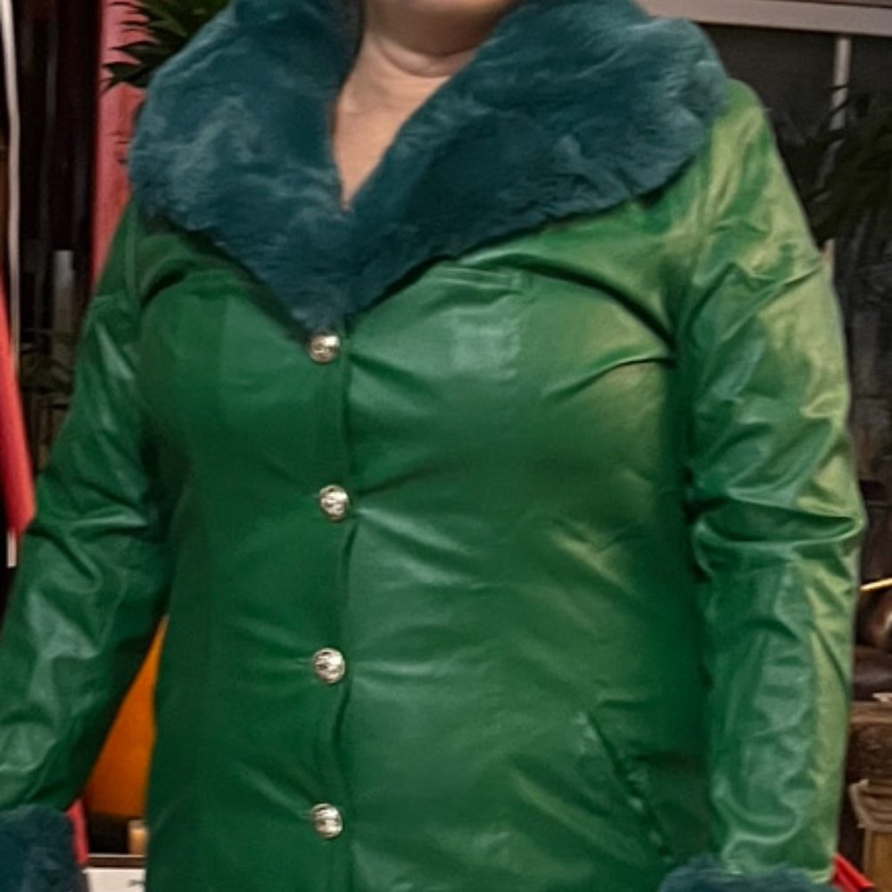 GREEN FAUX LEATHER COAT WITH FUR NEW NEVER USED